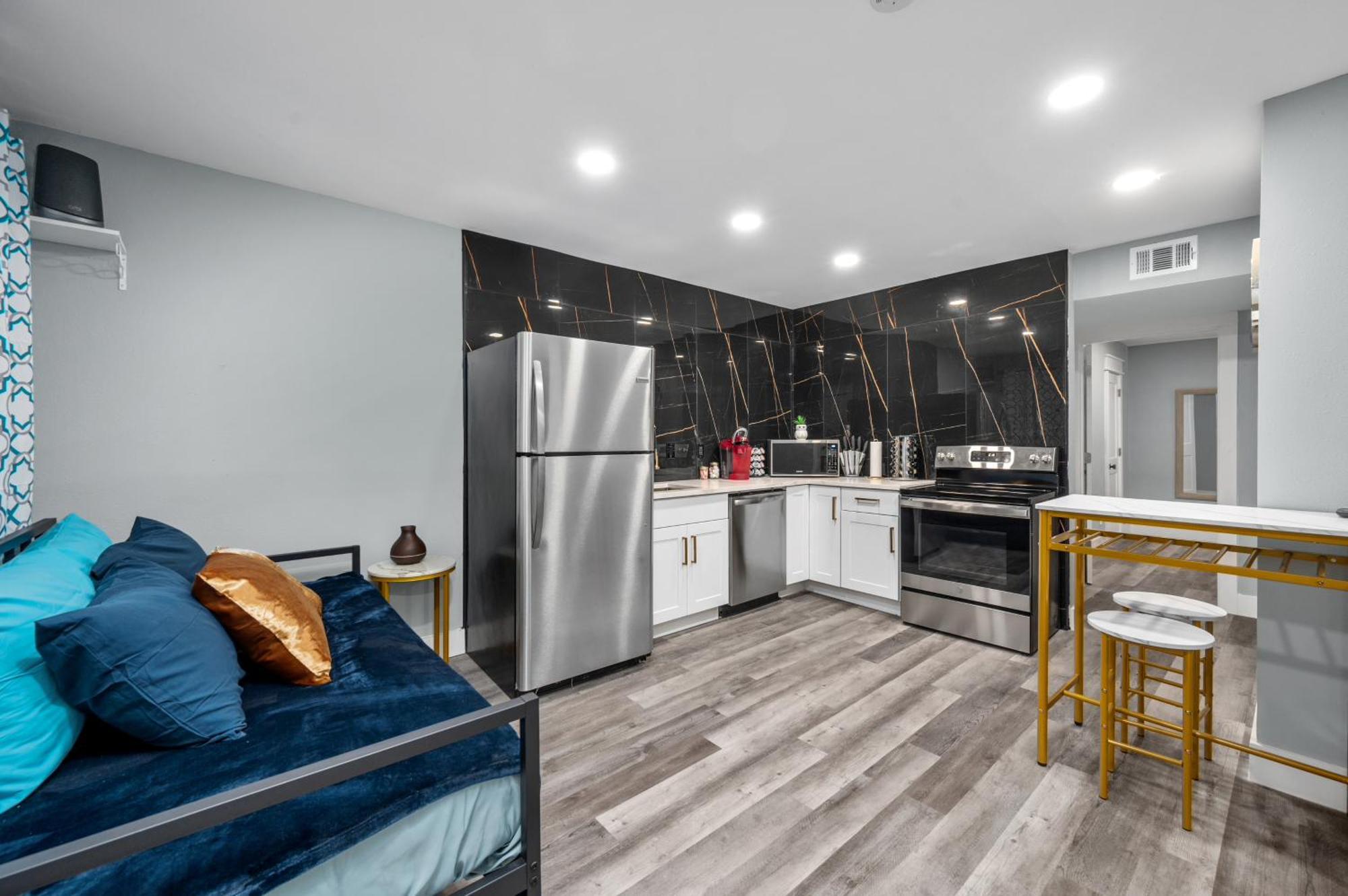 Warm Heights 2Br With Pool & Free Parking Leilighet Houston Eksteriør bilde